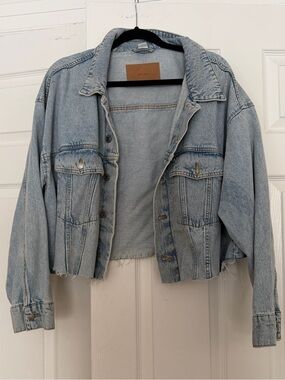 H&M Cropped Denim Jacket - Light Blue